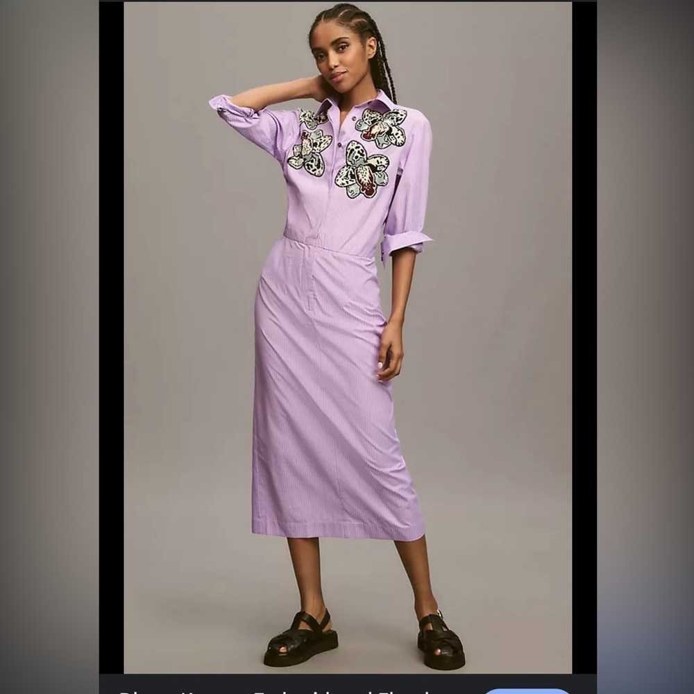Dhruv Kapoor midi dress
Lavender Embroidered Midi Dress